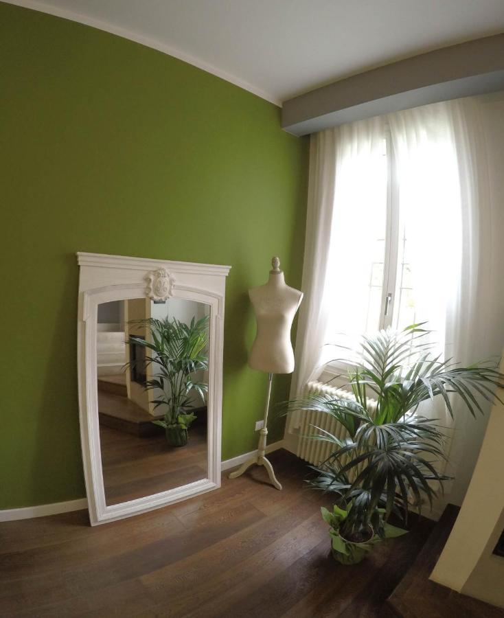 Bed and Breakfast Il Bianconiglio R&B Carraie Exterior foto